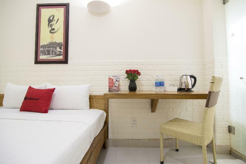 Reddoorz @ Pham Ngu Lao Street 3 Hotel Ho Chi Minh City Exterior photo